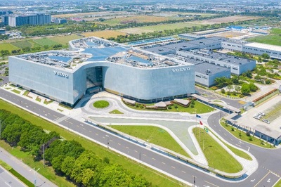 嘉定工業(yè)區(qū) 重點(diǎn)企業(yè)引領(lǐng)行業(yè)革新，加速搶占汽車“新四化”軟件開(kāi)發(fā)賽道